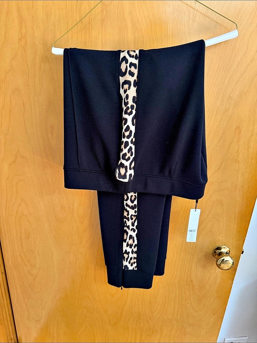 Chico’s Black Animal Print Jacket & Matching pants  NWT